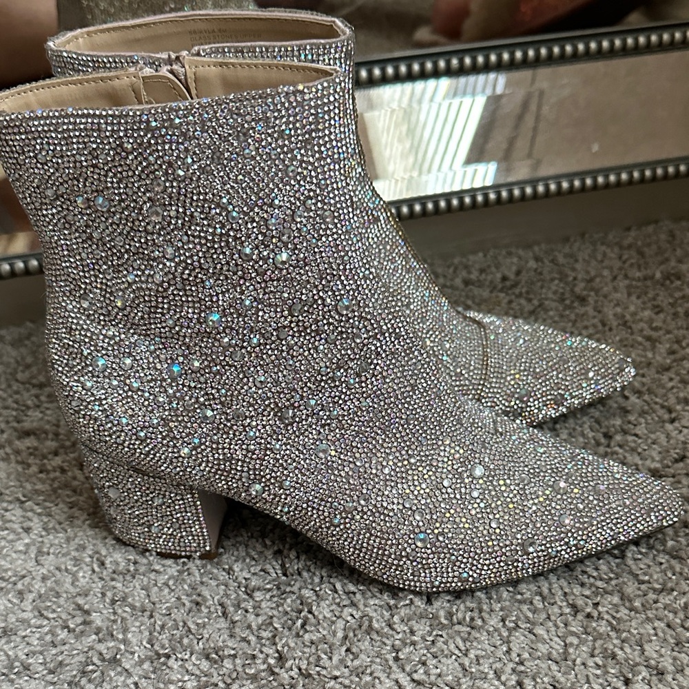 Betsey Johnson Kyla Ankle Boots